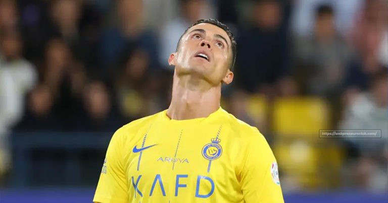 Christian Ronaldo : Sikut Lawan dan Dikartu Merah Wasit